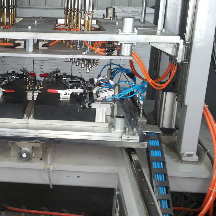 3、福建莆田超聲波焊接機生產(chǎn)廠家